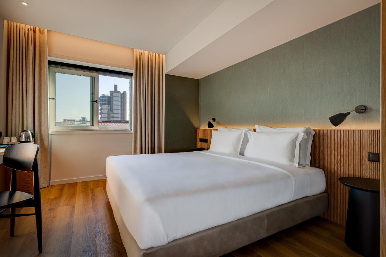 Acta The Clover Porto Luaran gambar