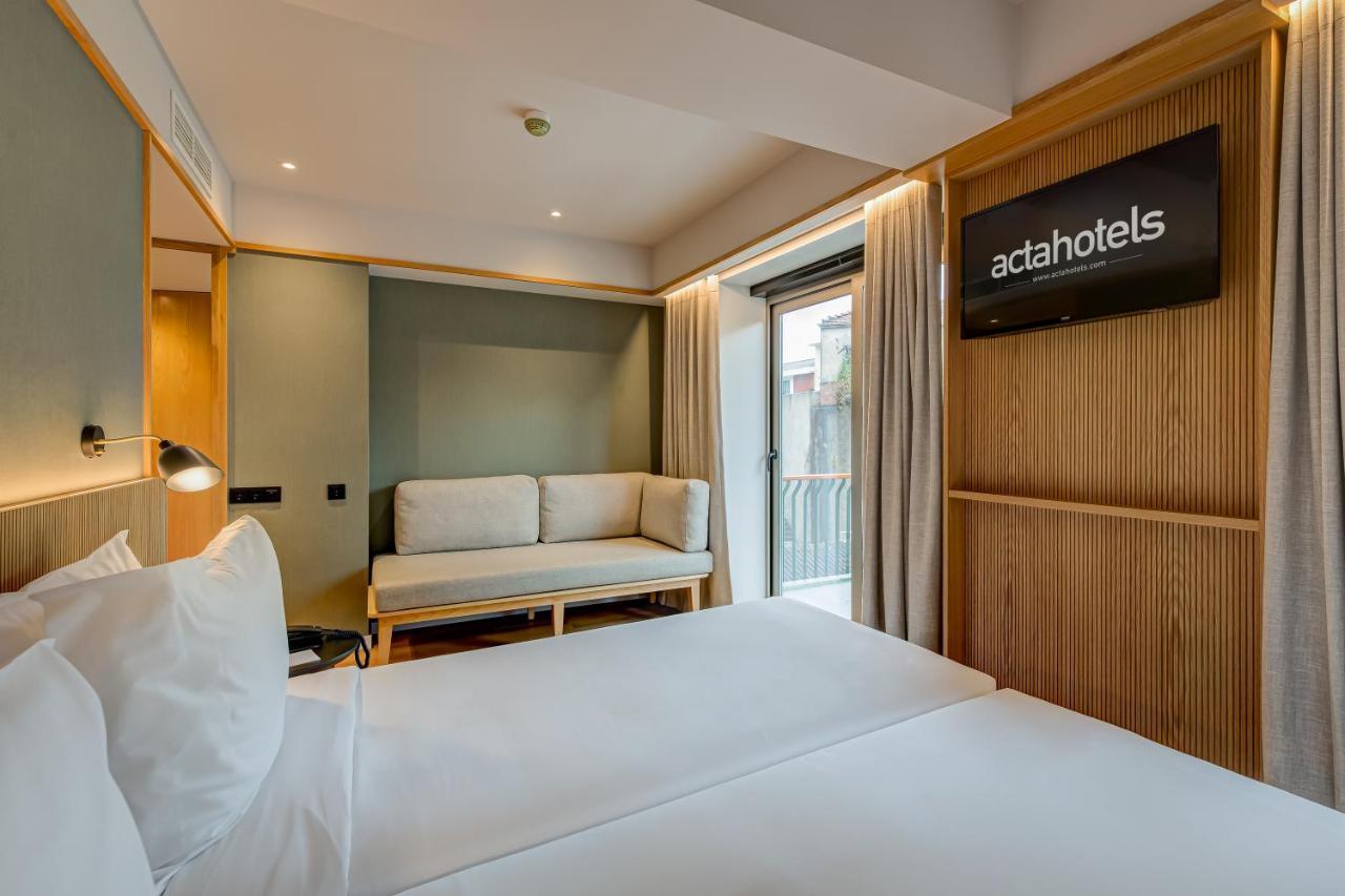 Acta The Clover Porto Luaran gambar