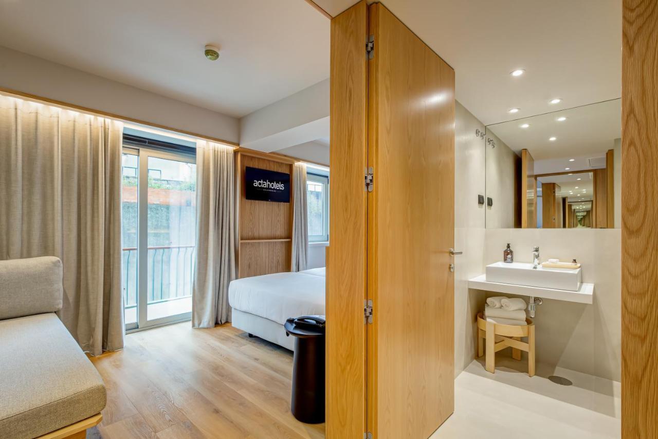 Acta The Clover Porto Luaran gambar