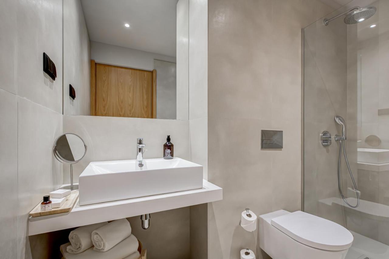 Acta The Clover Porto Luaran gambar