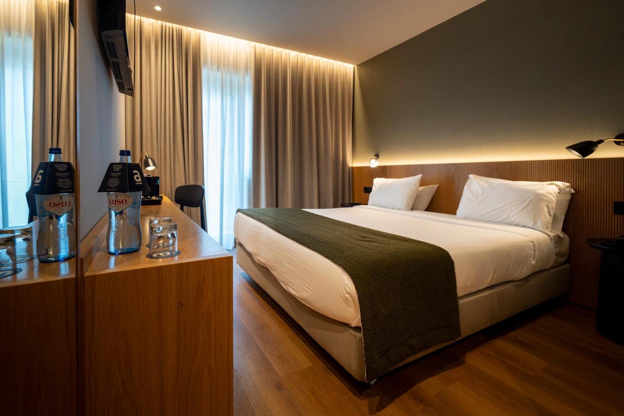 Acta The Clover Porto Luaran gambar